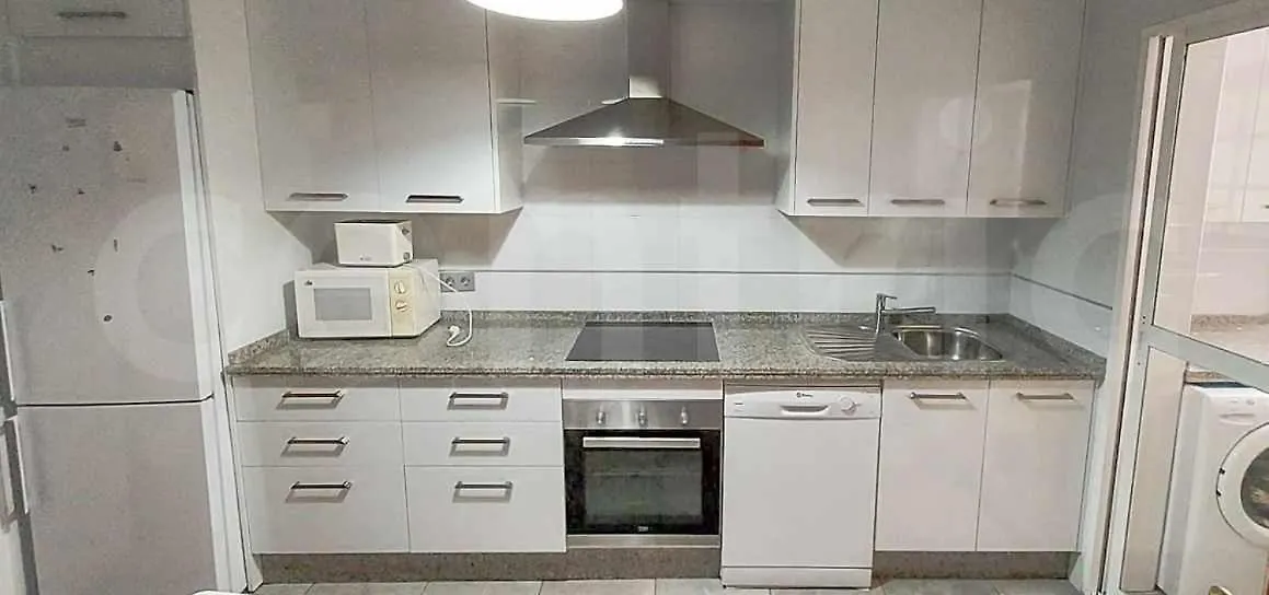 Piso En Zona Teatinos By Centric Apartment Malaga